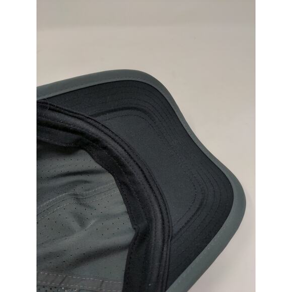 Nike Dri Fit Featherlight Strapback Hat Gray White Swoosh OSFM - Picture 8 of 9